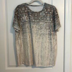 Gray/Tan T-shirt ❤️​